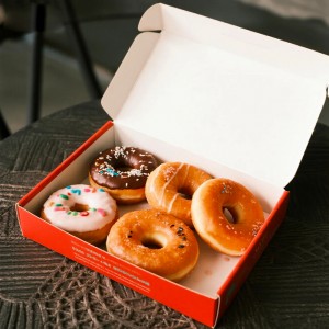 Doughnut box